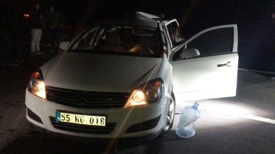 Sarıkamış'ta Ambulans İle Otomobil Çarpıştı Açıklaması 1 Ölü, 3 Yaralı