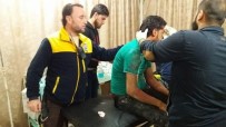 HAMRA - Suriye Rejim Güçleri,  Kefr Hamra Kasabasını Bombaladı Açıklaması 2 Ölü, 10 Yaralı