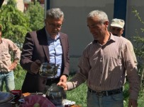 SELÇUK ÇETIN - Başkan Çetin İnşaat İşçilerinin Sofrasına Konuk Oldu