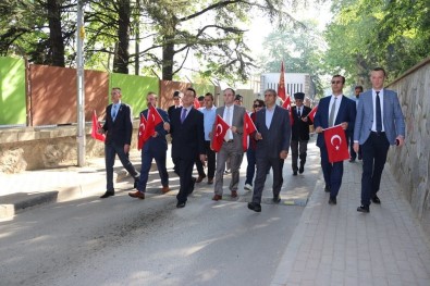 Bursa'lı Gençler 57. Alay'a Vefa İçin Yürüdü