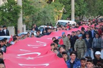 ŞEHMUS GÜNAYDıN - Isparta'da 103 Metrelik Türk Bayrağıyla 57.Alay Anısına Vefa Yürüyüşü