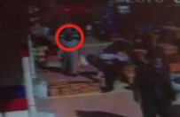 RÜSTEM PAŞA - Kafasına Çatıdan Demir Düştü