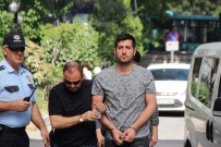 CELAL BAYAR ÜNIVERSITESI - Karısını Ve Sevgilisi Olduğunu İleri Sürdüğü Şahsı Öldüren Adam Adliyeye Sevk Edildi