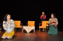 ANARŞI - 'Kozalar' Tiyatro Oyunu Uşak'ta Sahnelendi
