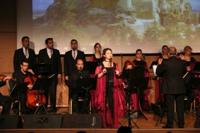 NEVÜ'de Elazığ Devlet Klasik Türk Müziği Korosu Konser Verdi