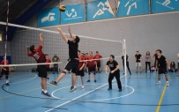 BEŞEVLER - Spor Şenliklerde Cimnastik Ve Voleybol Heyecanı