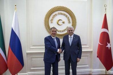 Başbakan Yıldırım, Tataristan Cumhurbaşkanı Rüstem Minnihanov İle Bir Araya Geldi