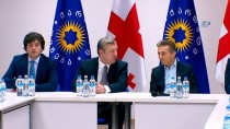 GÜRCİSTAN BAŞBAKANI - Eski Gürcistan Başbakanı İvanişvili, Siyasete Geri Döndü