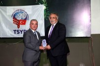 SANI KONUKOĞLU - Konukoğlu'na, TSYD'den Plaket