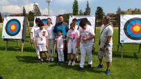 Okçu Öğrenciler 5 Madalyon İle Bodrum'a Kazandı