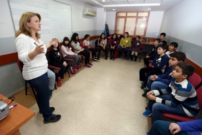 Türkiye'de Bir İlk Açıklaması 'Filozof Çocuklar Sempozyumu'