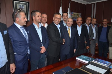 Yüksekova'da Ticaret Odası Başkanı Pınar Oldu