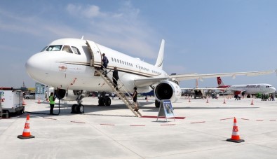 24 Ayar Altın Kaplama Uçak Antalya'da