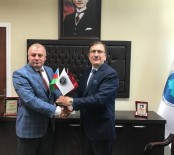 VAN YÜZÜNCÜ YıL ÜNIVERSITESI - Başkan Gülbey, Prof. Dr. Akbaş'ı Ziyaret Etti