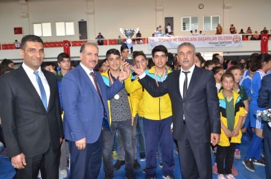 Güney Adana Spor Şenliği Ödül Töreni Gerçekleştirildi