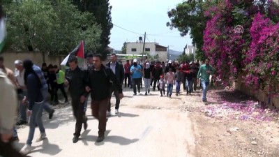 İsrail Askerlerinden Batı Şeria'daki Gösterilere Müdahale