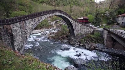 Tarihi 'Çifte Köprüler' Turistlerin İlgisini Çekiyor