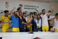 MANISASPOR TEKNIK DIREKTÖRÜ - Ankaragücü Futbolcularından Basın Toplantısında Sulu Kutlama