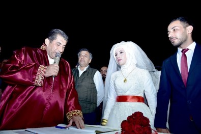 Atilla Genç Çiftçin Nikahını Kıydı