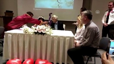 15 Yıl Sonra Hastanede Yeniden Evlendiler