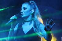 İREM DERİCİ - İrem Derici Bodrumluları Esprileri İle Kahkahaya Boğdu