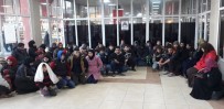 TALIBAN - Adana'da 50 Kaçak Afgan Yakalandı