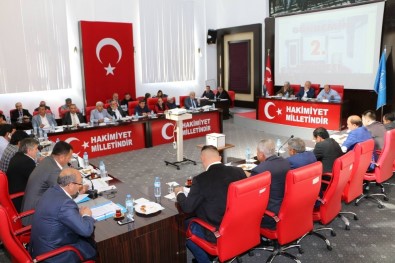 Aksu'da 4 Milyon 800 TL'lik Asfalt Kredisi Onayladı