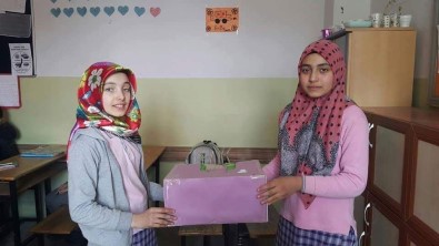 Ortaokul Öğrencilerinden Örnek Davranış