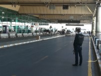 FÜNYE - (Özel) Havalimanı'nda Şüpheli Paket Fünye İle Patlatıldı