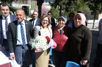 MUSTAFA ÇAY - Şahin, Mahalle Sakinleriyle Bir Araya Geldi