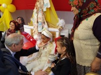 TURGAY HAKAN BİLGİN - Vali Güvençer Ve Eşi Şehit Oğlunun Sünnetine Katıldı