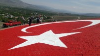 660 Metrekarelik Dev Türk Bayrağı