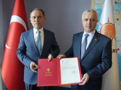 AK Parti Gördes İlçe Başkanlığına Rıza Dilcan Atandı