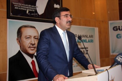AK Partili Yılmaz Açıklaması 'Ana Muhalefet Partisinin Genel Başkanı Aday Olmaya Cesaret Edemiyor'