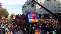 Barcelona şampiyonluğu kutladı