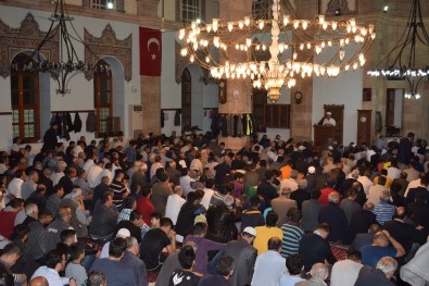 Malatya'da Berat Kandili Coşkusu