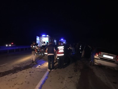 Sakarya'da Ters Yön Kazası Açıklaması 4 Yaralı