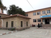 Tarihi Yapı Kütüphane Oldu