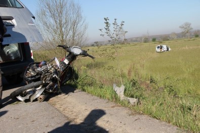 Çaldığı Motosikletle Kaza Yapan Genç Hayatını Kaybetti