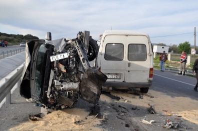 Manisa'da 3 Araç Birbirine Girdi Açıklaması 9 Yaralı