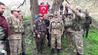 Mehmetçik Karlı Dağları Teröristlere Dar Ediyor