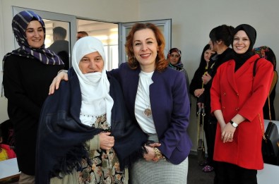 Sevcan Zorluoğlu Edremit'te Kadınlara Yönelik Hizmetleri Yerinde İnceledi