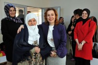 MURAT ZORLUOĞLU - Sevcan Zorluoğlu Edremit'te Kadınlara Yönelik Hizmetleri Yerinde İnceledi