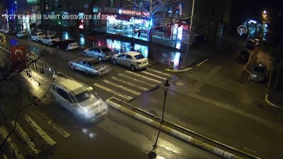 Trafik Kazaları MOBESE Kameralarınca Görüntülendi