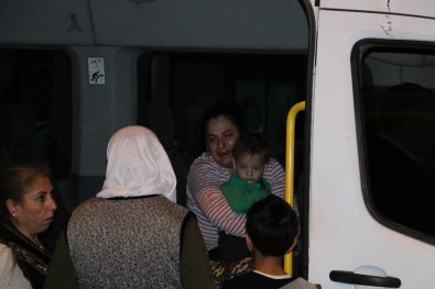 Anne Ve Çocuğu Yanmaktan Son Anda Kurtuldu