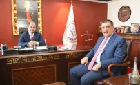 HUKUK FAKÜLTESI - Başkan Gürkan'dan Avukatlar Günü Kutlaması
