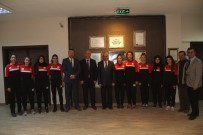 ZEKERIYA KARAYOL - Başkan Karayol'dan Öğrencilere Tam Destek