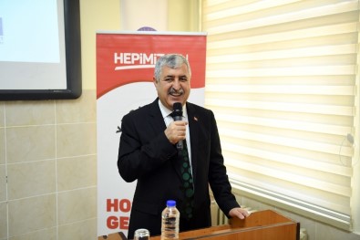 Başkan Polat Öğrencilere Tavsiye