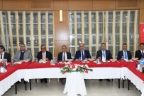 NACI KALKANCı - Emekliye Ayrılan Vali Yardımcısı Yusuf Özdemir'e Veda Yemeği