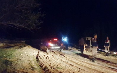 Kayseri'de 2 Kişi Aracın İçinde Ölü Olarak Bulundu